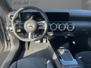 MERCEDES-BENZ CLA 180 Shooting Brake SB  AMG Line