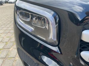 MERCEDES-BENZ GLB 200 Style