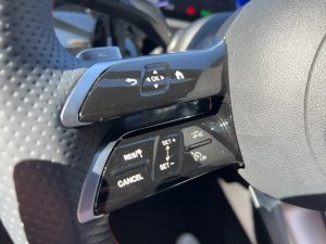 MERCEDES-BENZ EQA 300 4M AMG Line