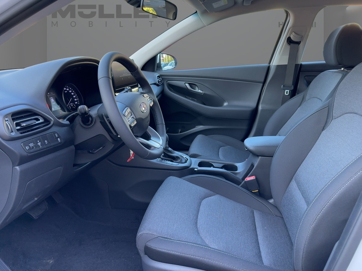 HYUNDAI i30 1.5 T-GDI Mild-Hybrid Trend