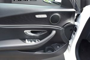 MERCEDES-BENZ E 200 d T Avantgarde