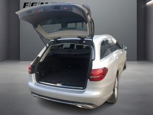 MERCEDES-BENZ C 300 T Avantgarde