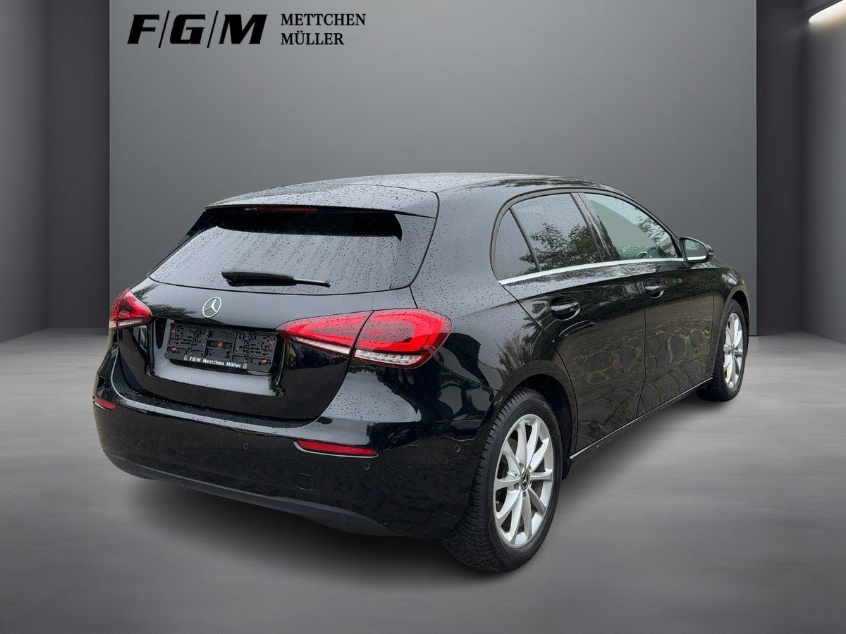 MERCEDES-BENZ A 180 Progressiv