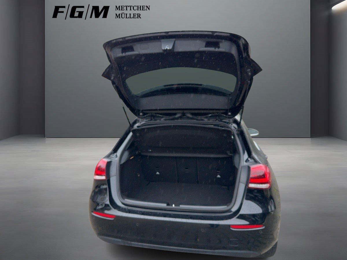 MERCEDES-BENZ A 180 Progressiv