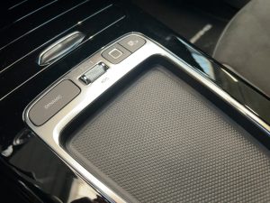 Mercedes-Benz A 250 e AMG Line