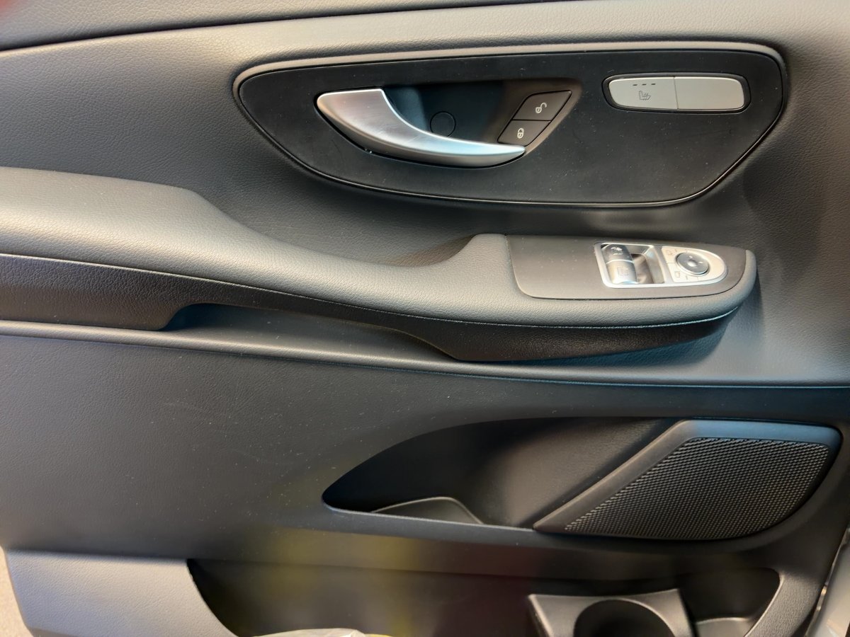 Mercedes-Benz V 220 d Lang
