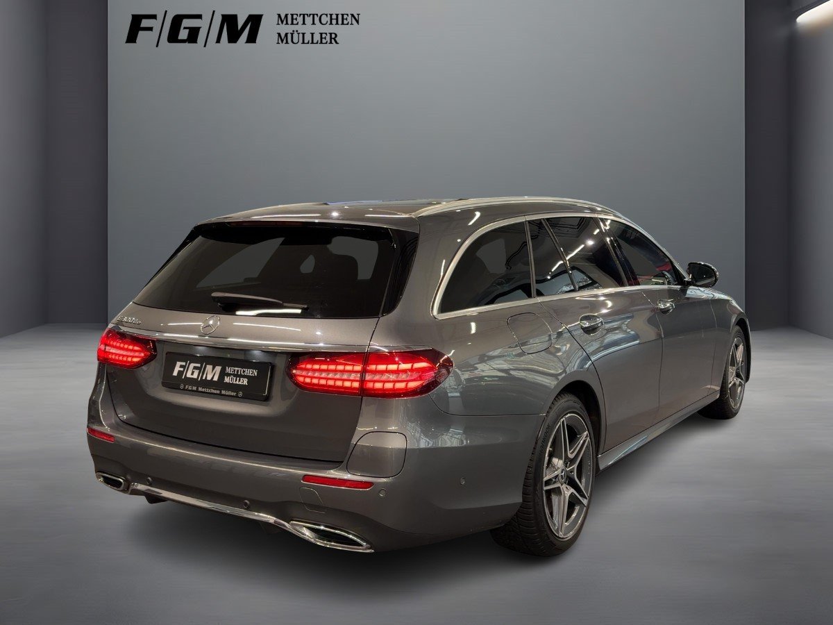 Mercedes-Benz E 300 de T AMG Line