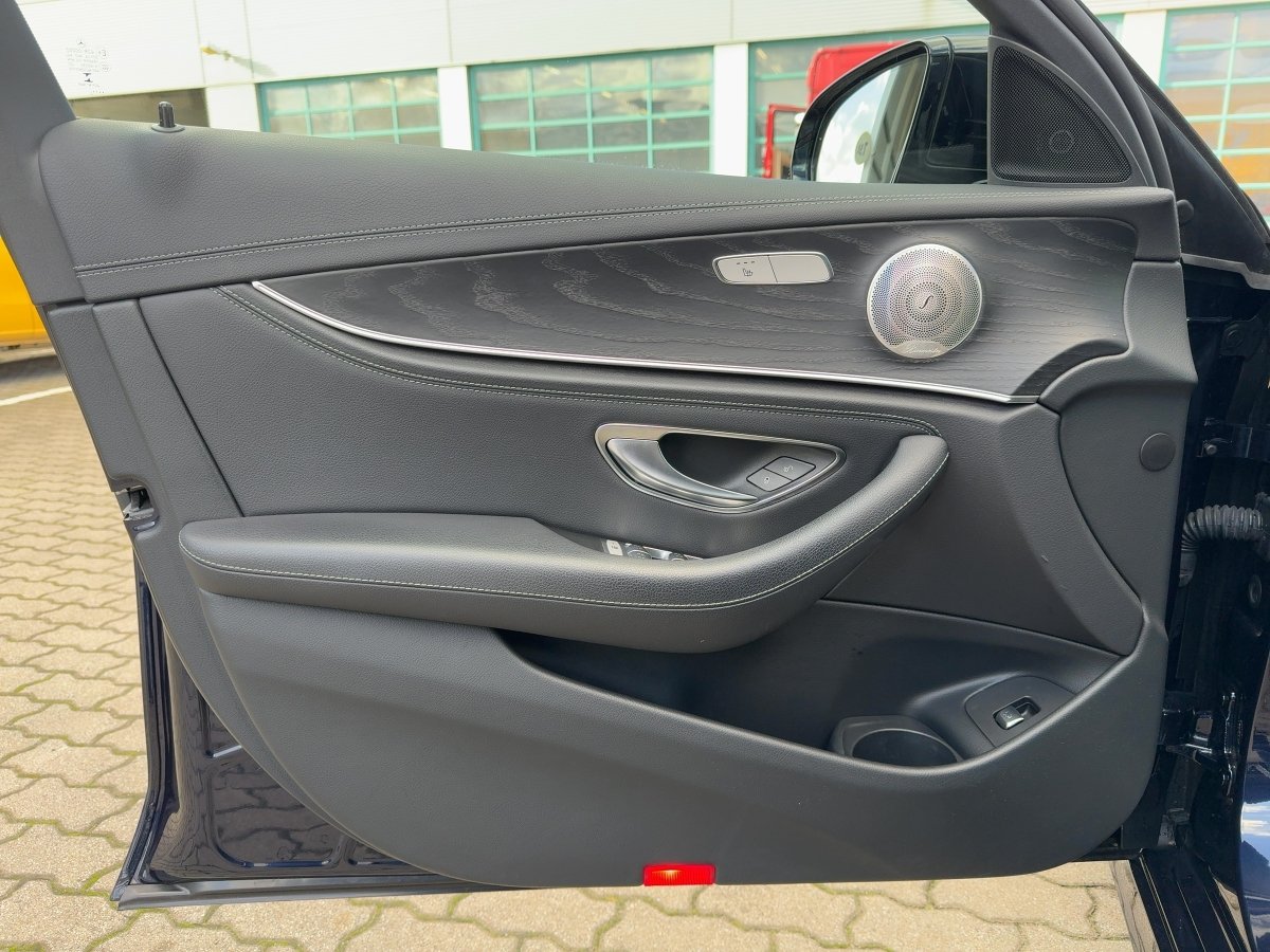 Mercedes-Benz E 300 de 4MATIC T-Modell AMG Line