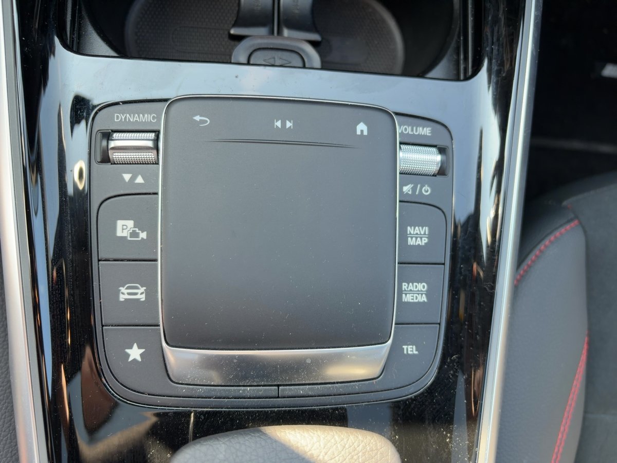 Mercedes-Benz EQB 250 AMG Line